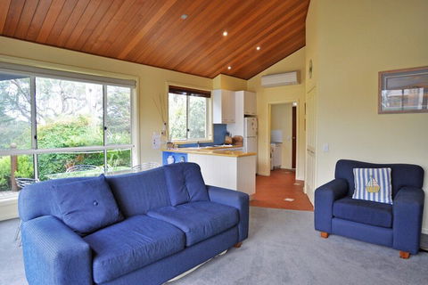 THE Sails 4 Linen Included Central Location - Accommodation Search 6