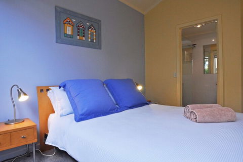 THE Sails 4 Linen Included Central Location - Accommodation Search 1