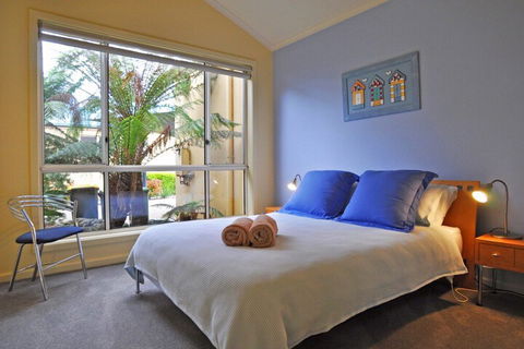 THE Sails 4 Linen Included Central Location - Accommodation Search 3