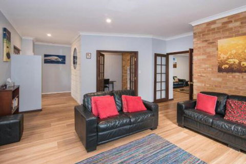 Family Friendly Holiday Haven - Accommodation Search 5