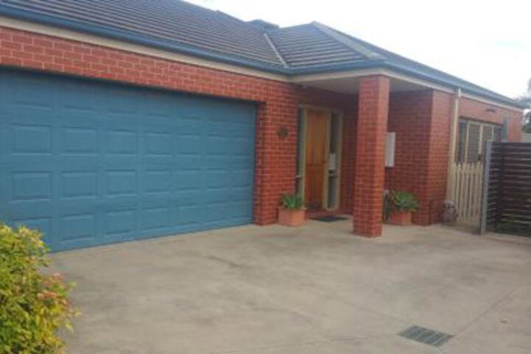Annesley Central - Accommodation Search 0