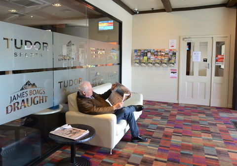 Olde Tudor Hotel - Accommodation Search 6