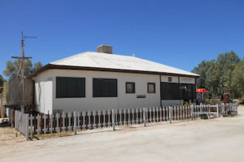 Hamelin Pool Caravan Park - Accommodation Search 0