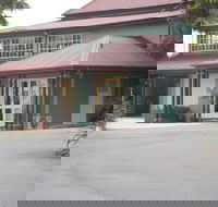 McNevins Loganholme Motel - Accommodation Search