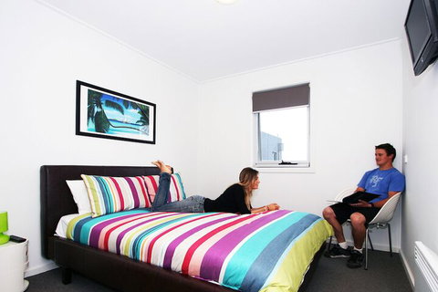 The Island Accommodation - Hostel - Accommodation Search 5