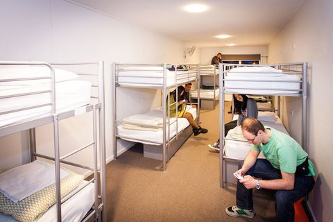 The Island Accommodation - Hostel - Accommodation Search 7