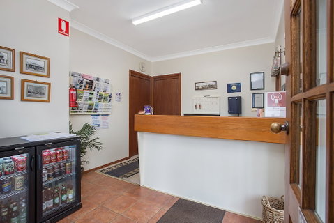 Manifold Motor Inn - Accommodation Search 5