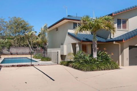 Casuarina 1 - Accommodation Search 0