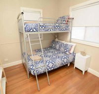 Just Renovated 2BR Cottage in Heart of Wentworth - Accommodation Search