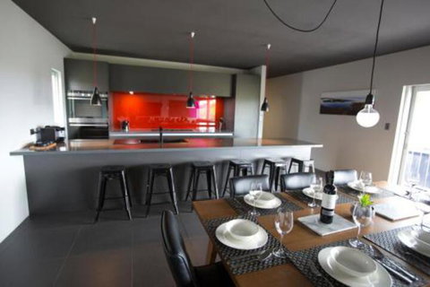 Nelson Victoria Luxury Holiday Accommodation - Accommodation Search 2