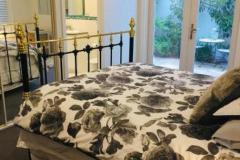 Glenelg Private Studio - Accommodation Search 6