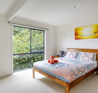 Sany Views - Accommodation Search
