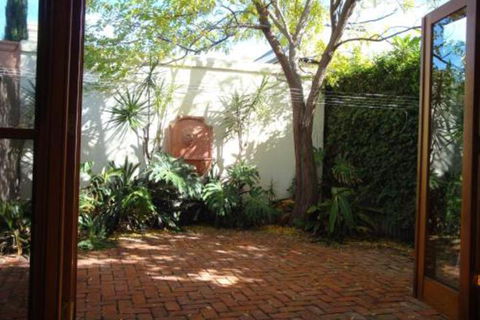 Salty Eyre Glenelg - Accommodation Search 2