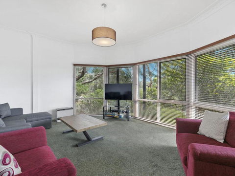 NICHE On NOBLE Ever Changing Vista - Accommodation Search 1