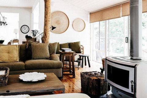 Braebrook Stunning Farm House! - Accommodation Search 2