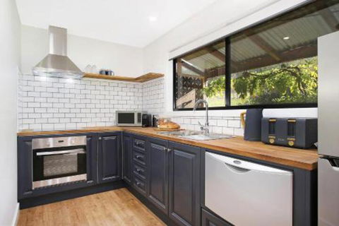 Way Out Wandi - Accommodation Search 5