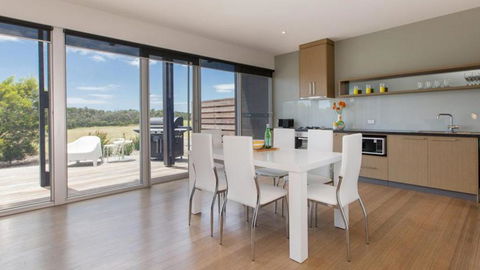ST ANDREWS BEACH APARTMENT 4.01 - Accommodation Search 2