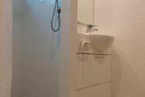 Absolute Beachfront Mooloolaba - Accommodation Search 7
