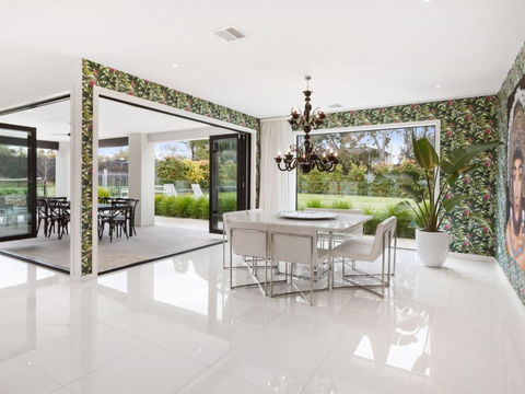 CATALINA MOUNT ELIZA - Accommodation Search 5