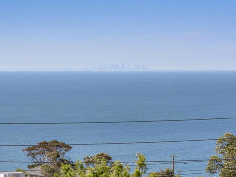 VIEWS At MCCRAE..... - Accommodation Search 4