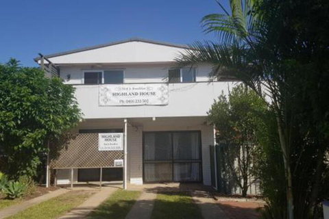 Highland House - Accommodation Search 0