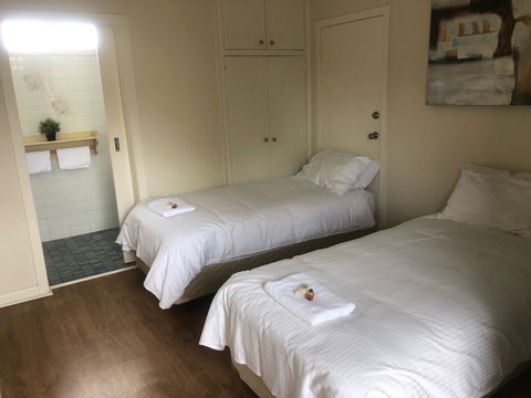 Blacktown Tavern - Accommodation Search 3