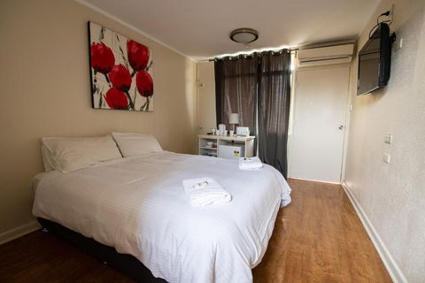 Blacktown Tavern - Accommodation Search 6