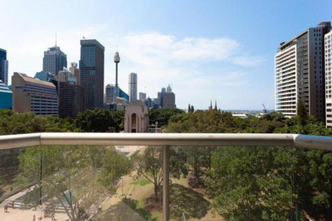 THE HYDEAWAY LUXE HYDE PARK CITY APARTMENT Hosted By LAbode Accommodation - Accommodation Search 4
