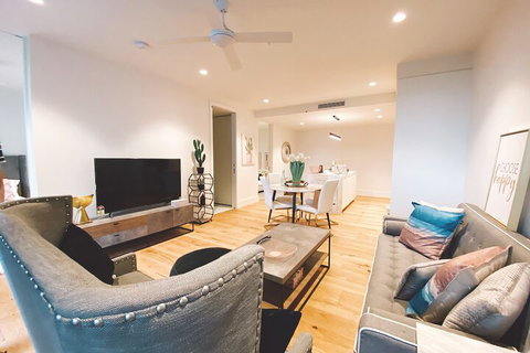 Chester & Ella Apartments - Accommodation Search 6