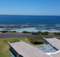 Boathouse nearly in the water  wonderful views - Accommodation Search