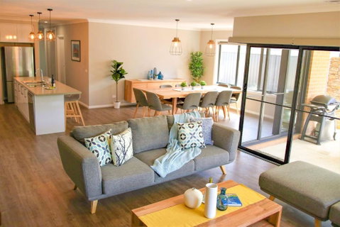 Amaroo - Accommodation Search 6