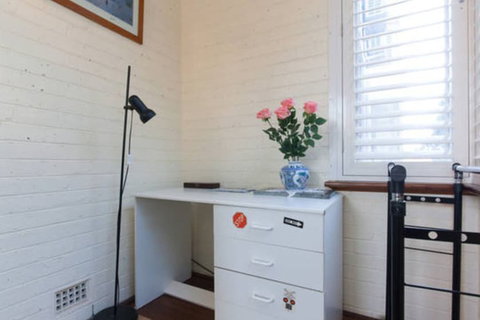 B4 Apartment Close To Perth UWA - Accommodation Search 6