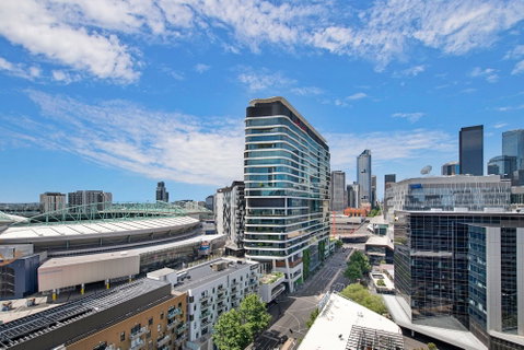 FARINA, 1BDR Docklands Apartment - Accommodation Search 0