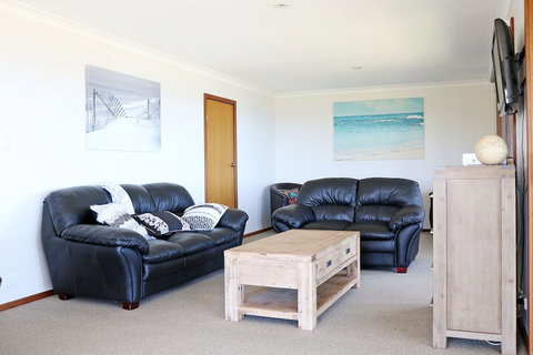 Augusta Beachfront Accommodation - Accommodation Search 3