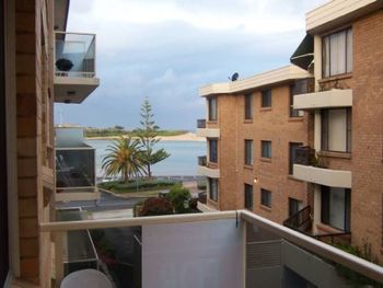 Pacific Court 8 - Accommodation Search 0