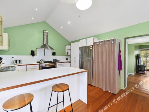 Family Friendly Weatherboard Cottage - Accommodation Search 4