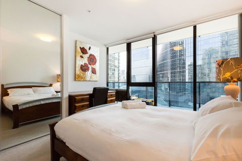 TIARA, 1BDR Southbank Apartment - Accommodation Search 6