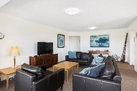 3 Bedroom Apartment Albacore Unit 6 12 Ondine Close - Accommodation Search 3