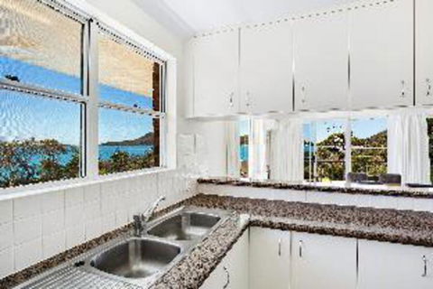 3 Bedroom Apartment Albacore Unit 6 12 Ondine Close - Accommodation Search 2