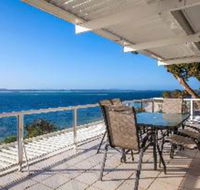 3 Bedroom House Classic View 2 / 49 Victoria Parade FREE WIFI - Accommodation Search