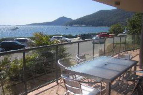 3 Bedroom House Shoal Bay Palm Beach - Accommodation Search 0