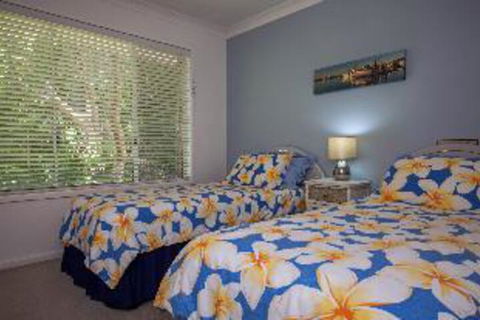 3 Bedroom House At Sandy Point Road 151 - Accommodation Search 4