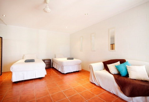 Hideaway Retreat Beach House With Pool - Accommodation Search 4