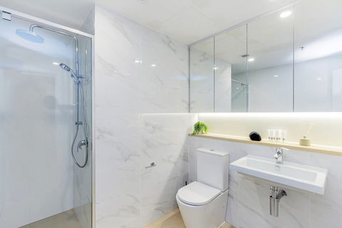 SKY Heart Of BNE City 2bed APT Pool& Gym Qbn222-18 - Accommodation Search 5