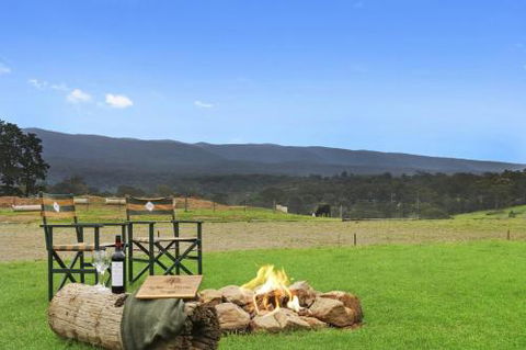 TINY HOME......BIG Views - Accommodation Search 4