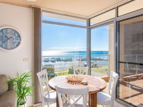 Oceanic 1 On Forster Main Beach! - Accommodation Search 6