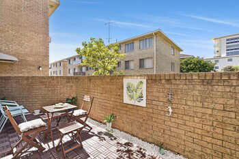 Sundowner Apartment 5 - Accommodation Search 5