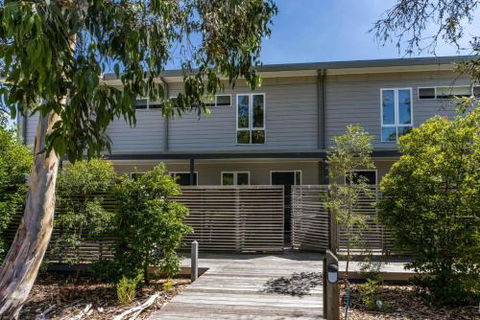 COASTAL SOUL VILLA At BROADBEACH - Accommodation Search 1
