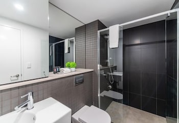 Accommodate Canberra Midnight Apartments - Accommodation Search 6