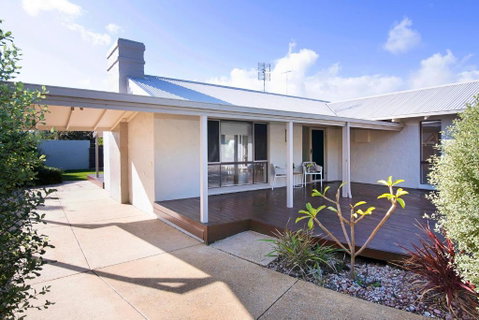 GIFFORD HOUSE - Accommodation Search 3
